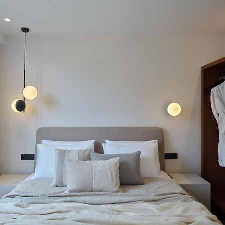 Haya Athens Loftie Suites Dış mekan fotoğraf