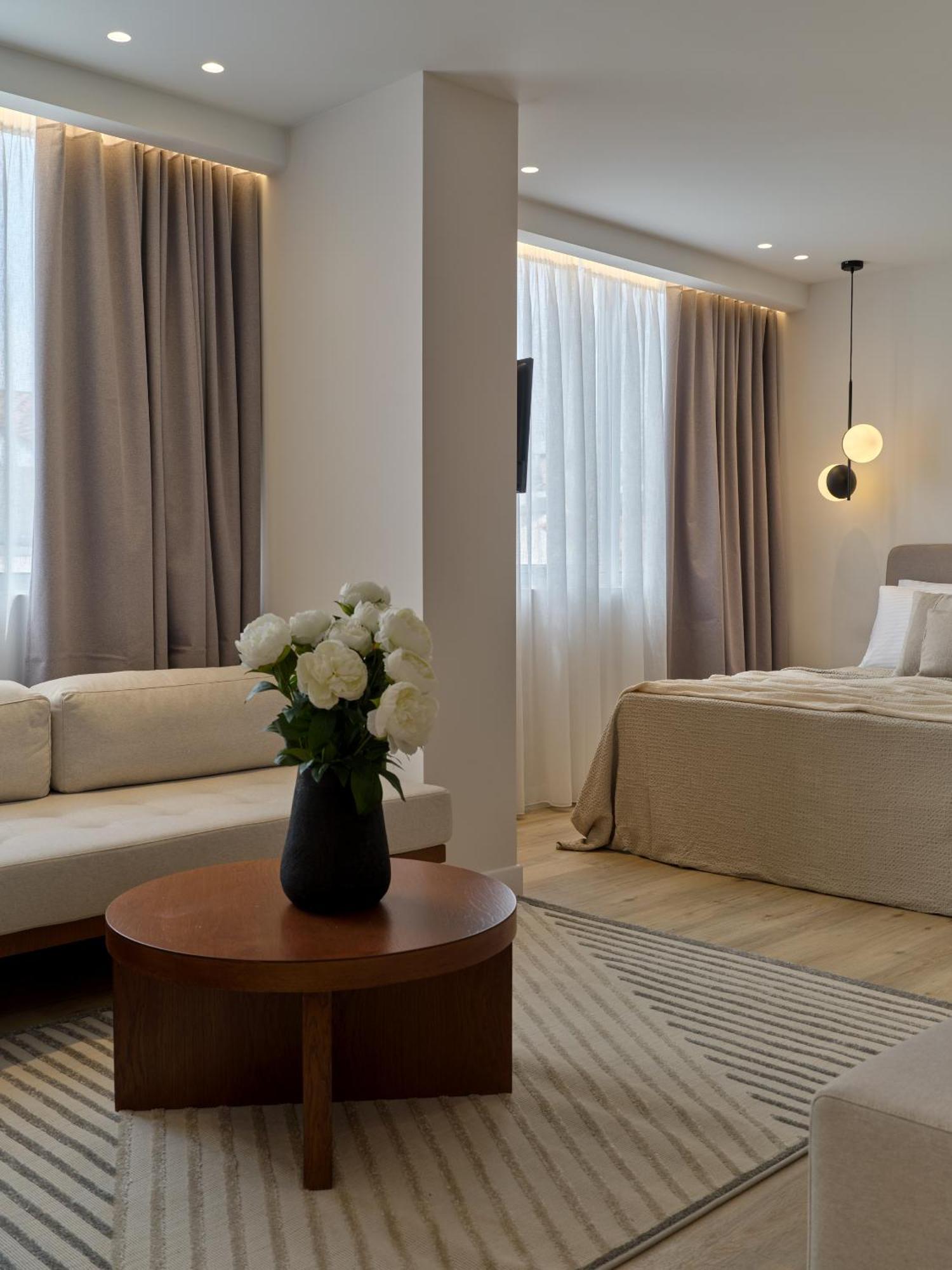 Haya Athens Loftie Suites Dış mekan fotoğraf